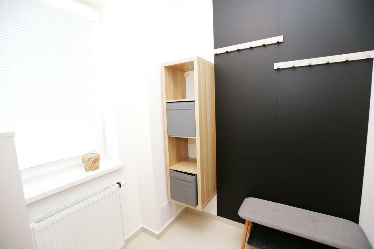 Samorin - Apartment In The Center - Private Parking - Klimatizacia Eksteriør bilde